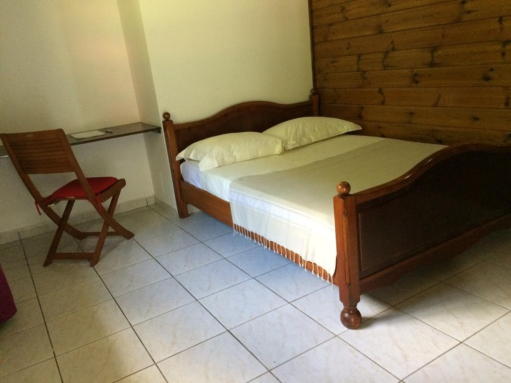 Villa Sofaia Guadeloupe Сент-Роз Екстериор снимка