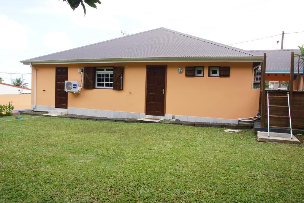 Villa Sofaia Guadeloupe Сент-Роз Екстериор снимка